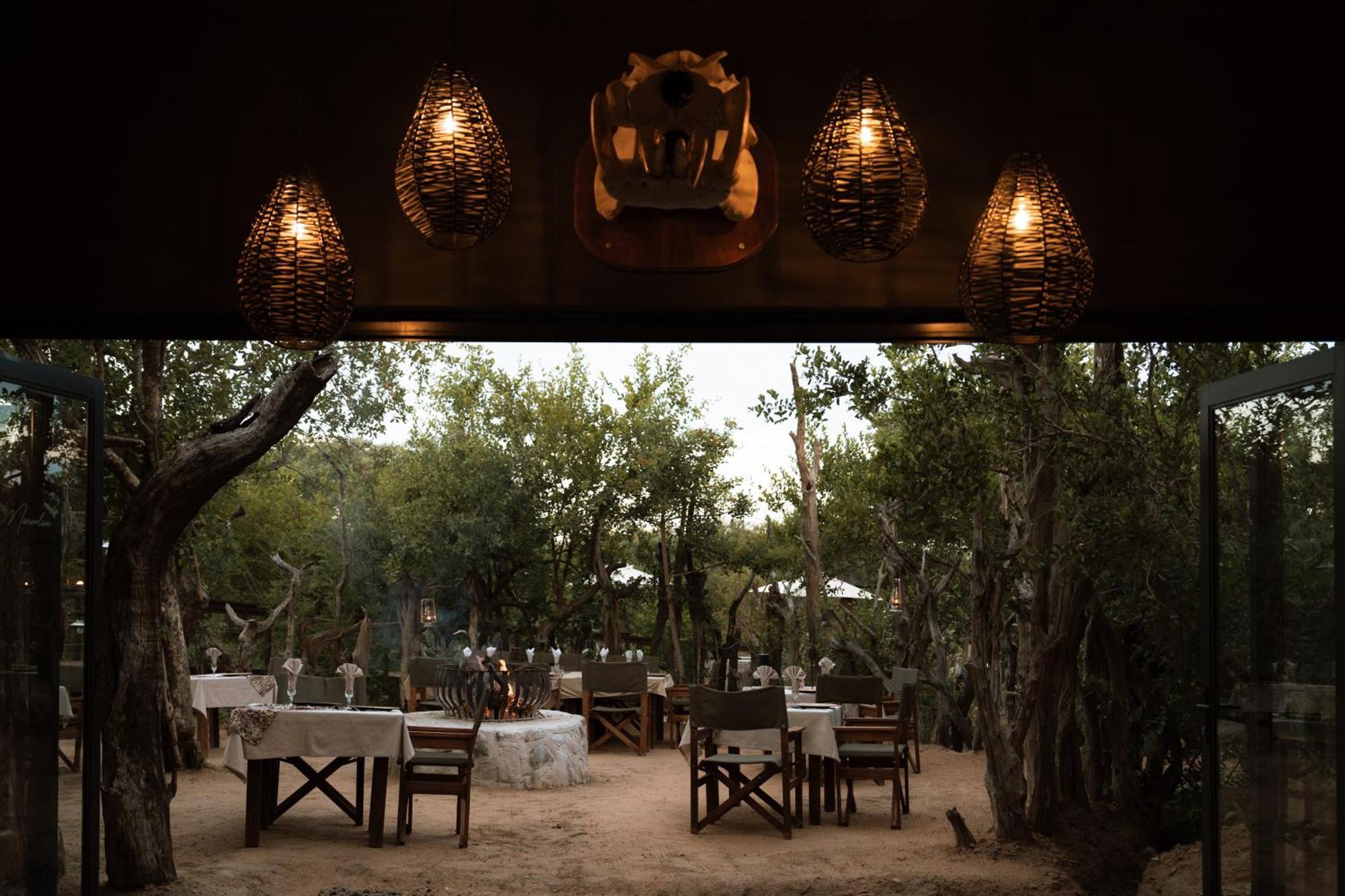 Maroelani Lodge- Greater Kruger Private Reserve フッドスプルイト エクステリア 写真